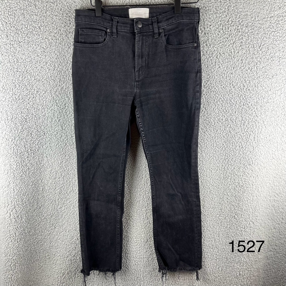Everlane Women's Size 28 Regular Raw Hem Straight Leg Faded Black‎ Jeans
